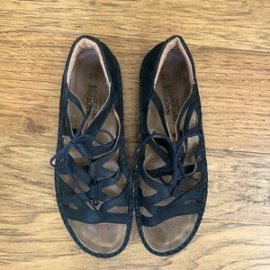 Naot Yarrow Women's Comfort Sandal Size 10 / 41